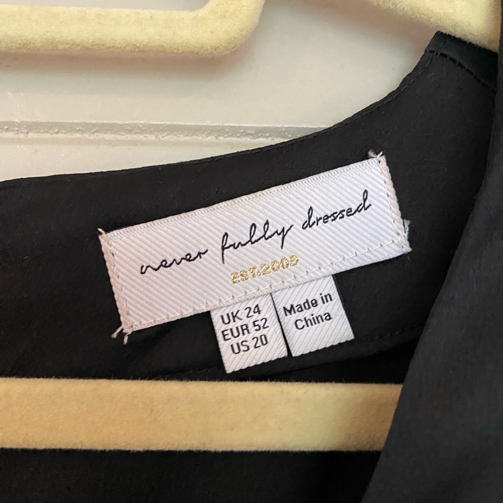 Never Fully Dressed Plus Black Leopard Print Dres… - image 3